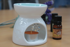 Klasická Biela Aroma Lampa - Kvetinový Vzor